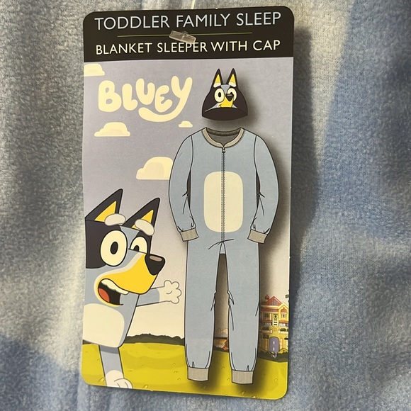 NWT BLUEY BLANKET SLEEPER WITH CAP Toddler 3T SOFT FLEECE PAJAMA - Picture 8 of 9